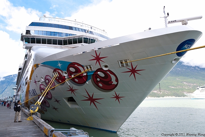 Norwegian_pearl_4.jpg