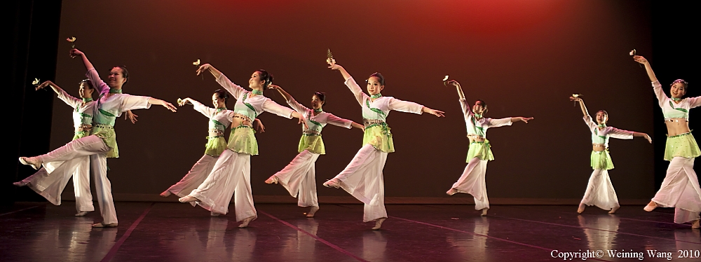 DancePerformance030.jpg